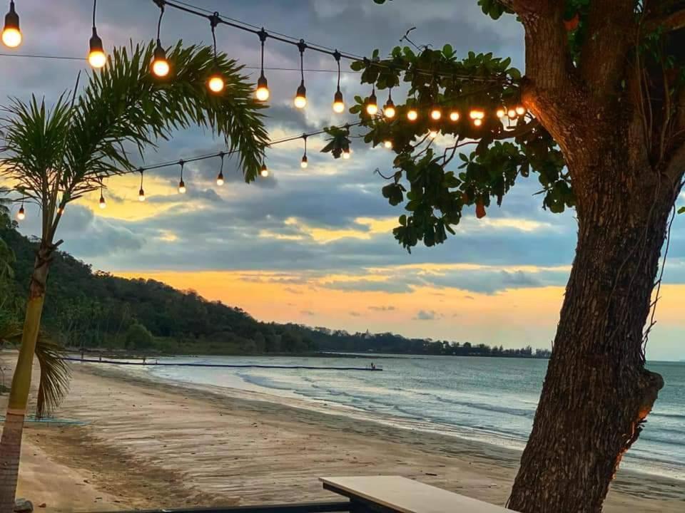 Nangkam Boutique Donsak Otel Ban Pheng Krong Dış mekan fotoğraf
